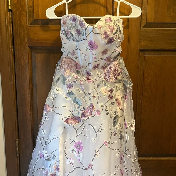 Prom dress - Picture 5 of 6